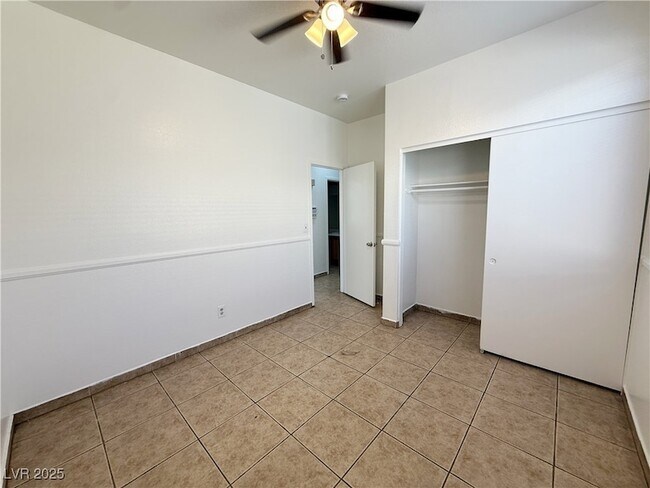 Building Photo - 5968 Hickory Nut Ave