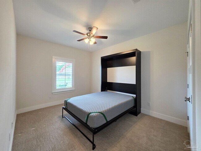 Building Photo - 4570 Omaha Dr