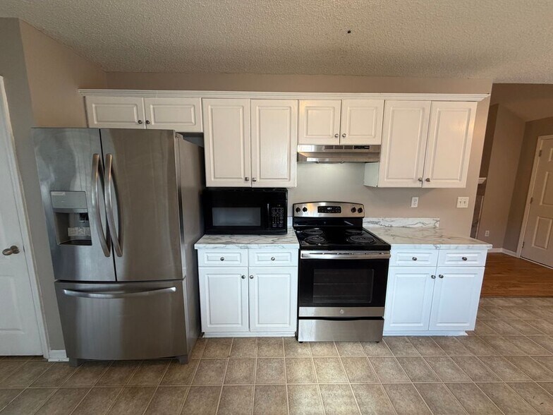 Building Photo - 3447 Jeanne Ln