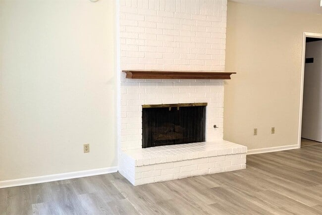 Building Photo - 8421 Fathom Cir