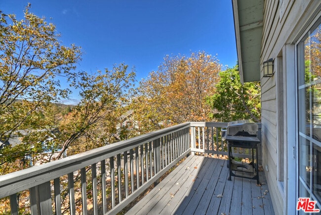 Building Photo - 28665 Zion Dr