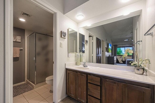 Building Photo - 7950 E Starlight Way