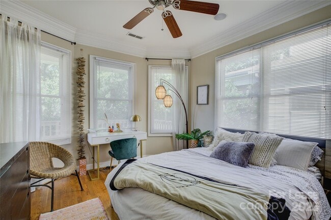Building Photo - 909 Woodruff Pl