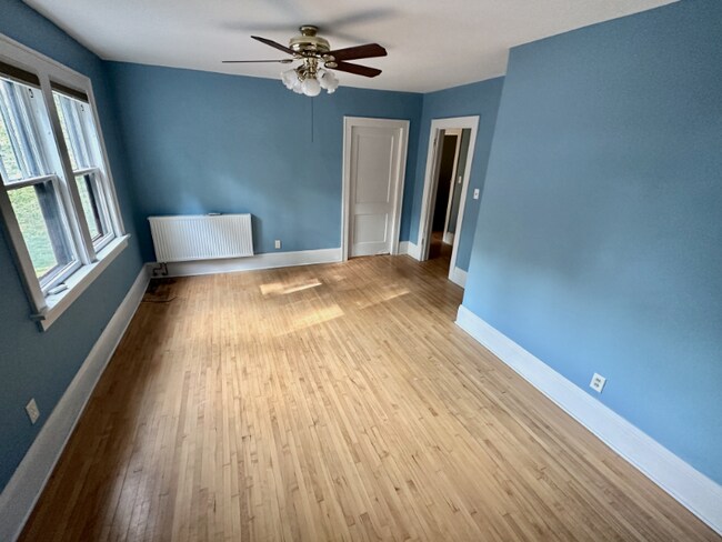 Building Photo - 931 Ashland Ave