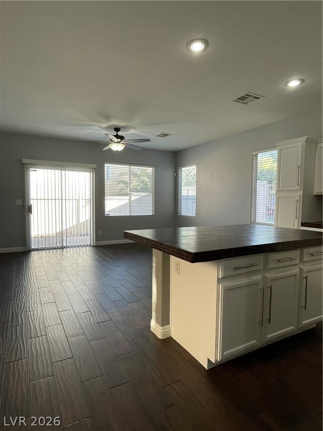 Building Photo - 1406 Maryland Heights Ave