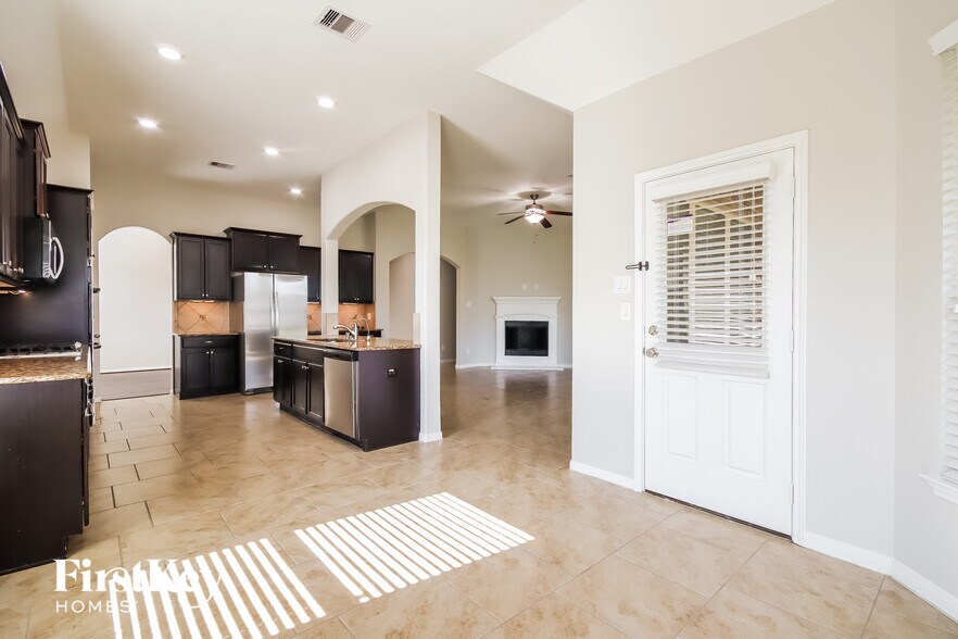 Building Photo - 18030 Dorman Draw Ln