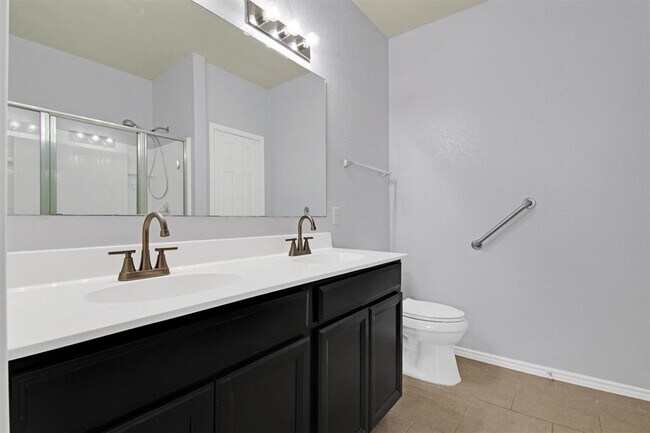 Building Photo - 126 Texas Thistle