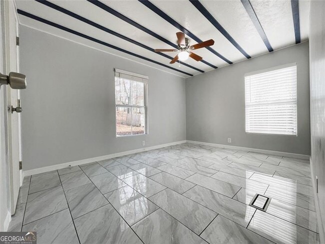 Building Photo - 6225 Lollis Creek Rd