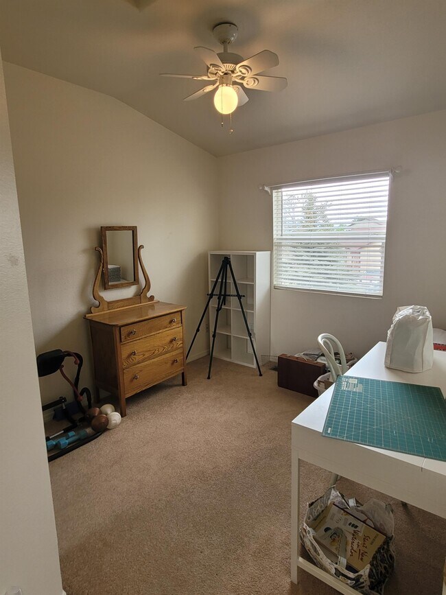 Building Photo - 127 Misty Creek Dr