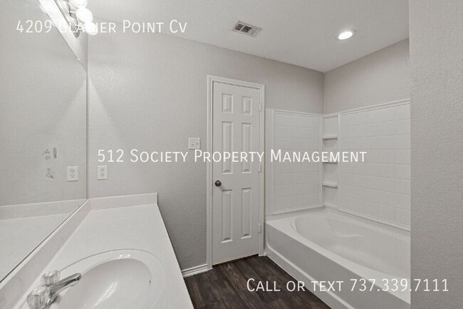 Building Photo - 4209 Glacier Point Cove