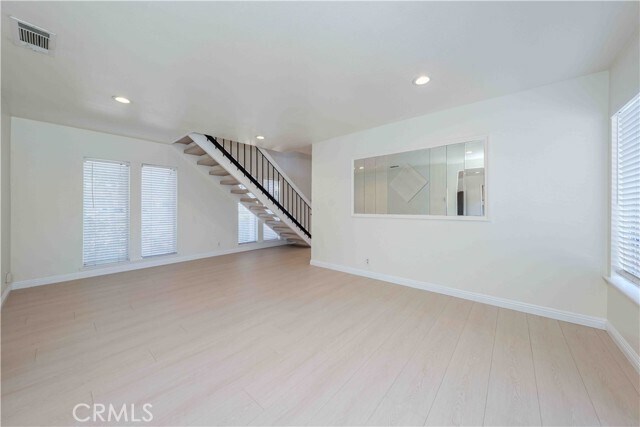 Building Photo - 4 Carrol Ave