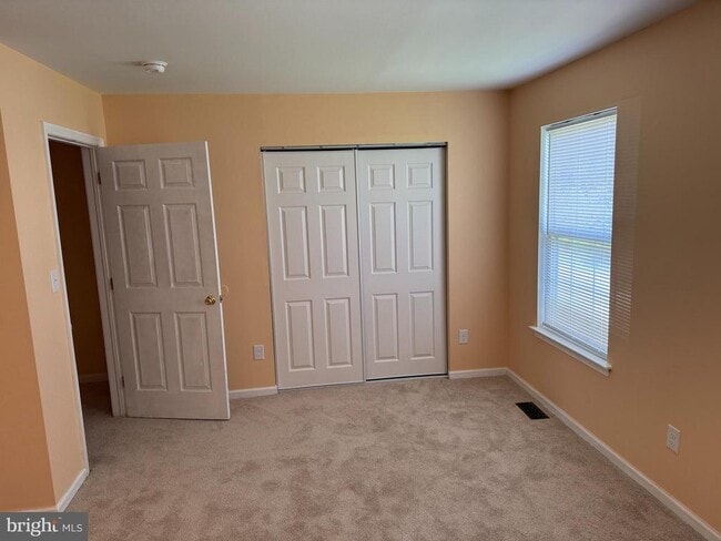 Building Photo - 132 Rosie Dr