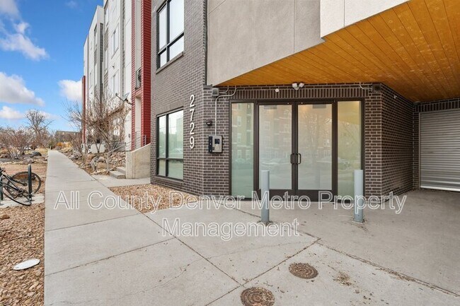 Building Photo - 2729 W 28th Ave