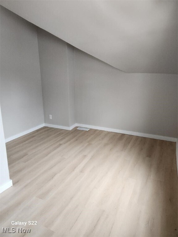 Building Photo - 7127 Deveny Ave