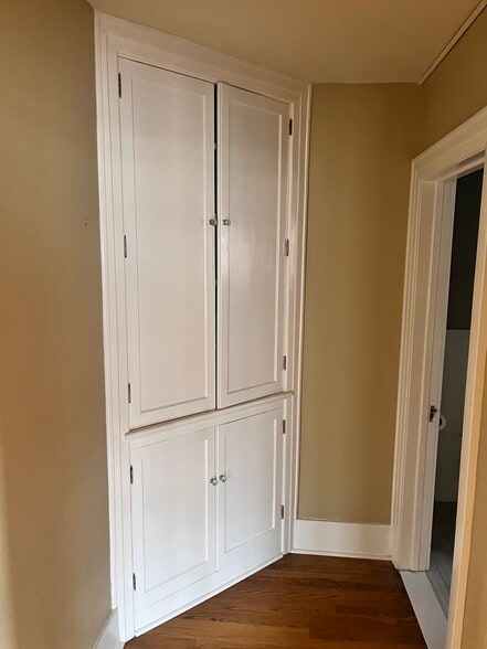 Building Photo - 30 Jay St