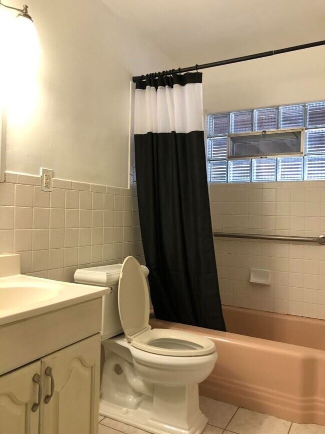 Building Photo - Charming 4 Bd, 2 Ba, Ranch Home in D-12 School District, close to Downtown, Trails and Ft. Carson