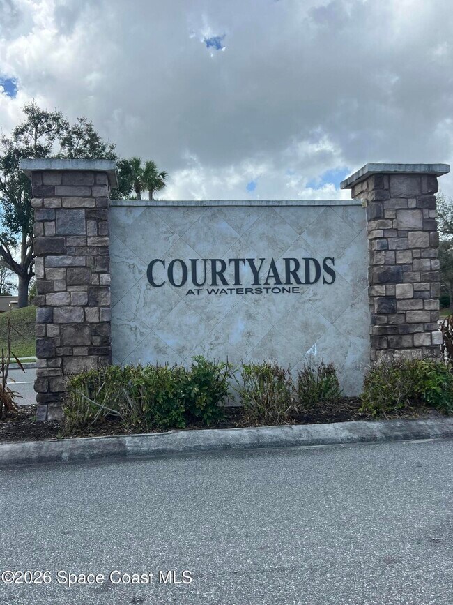 Building Photo - 1843 Middlebury Drive