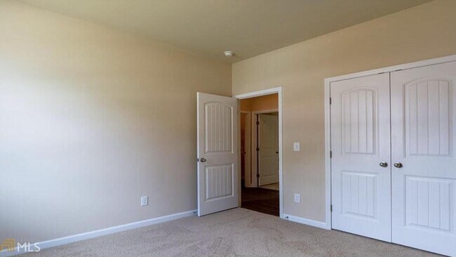Building Photo - 150 Filson Dr
