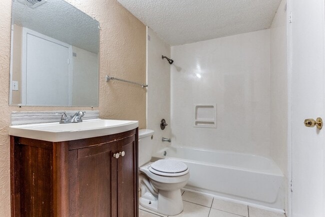 Building Photo - 919 S Weatherred Dr