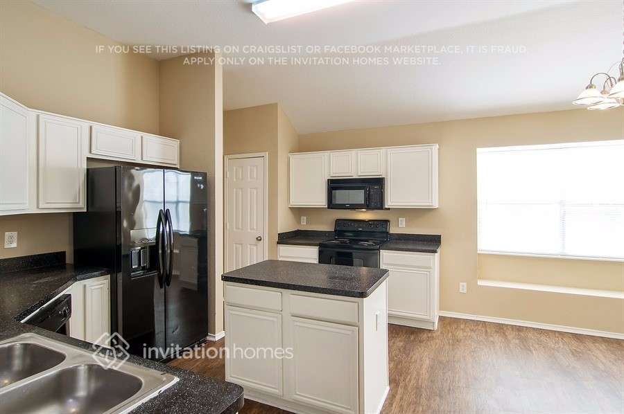 Building Photo - 2505 Copperfield Ln