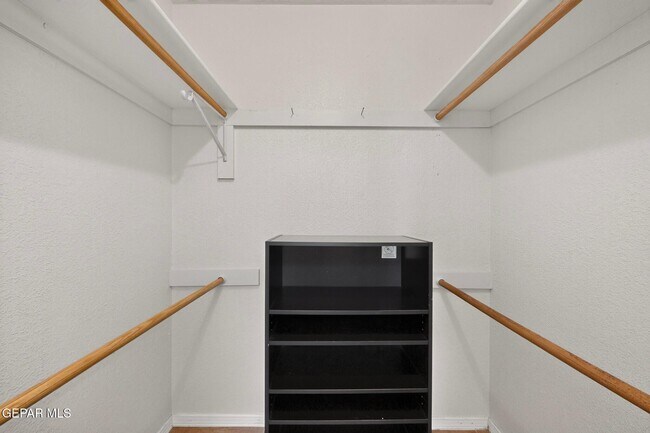 Building Photo - 7419 Mission Viejo Dr
