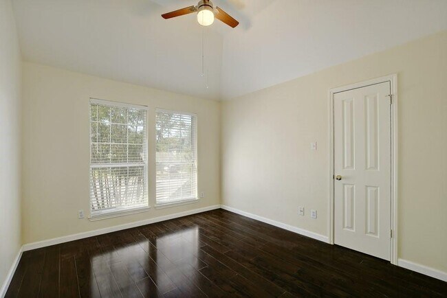 Building Photo - 6512 Walebridge Ln