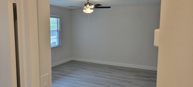 Building Photo - 2802 Imperial Cir