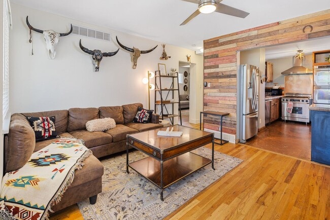 Building Photo - 3815 S Knox Ct