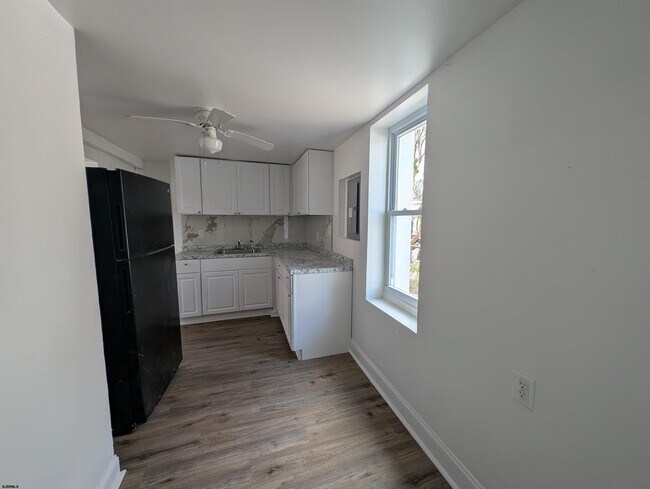 Building Photo - 519 Graff Ln