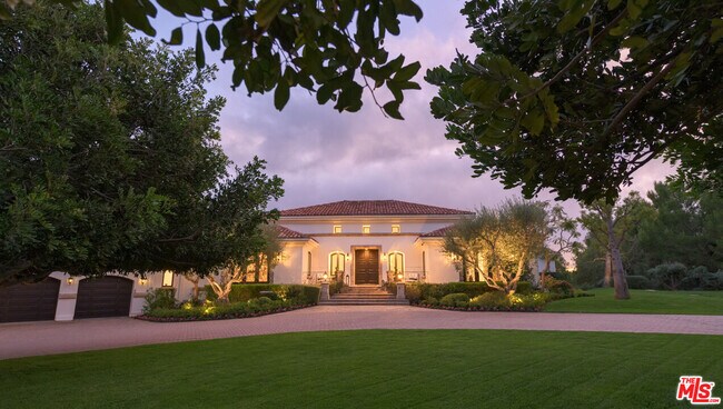 Building Photo - 6110 Merritt Dr