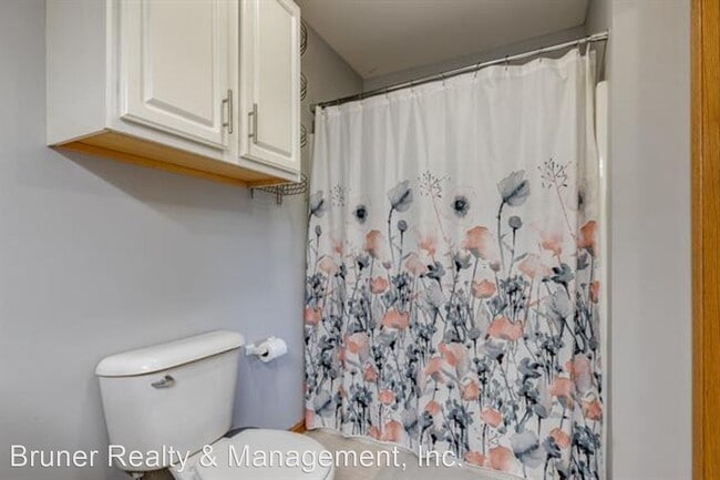Building Photo - 1 br, 1 bath House - 102 Prairie Heights D...