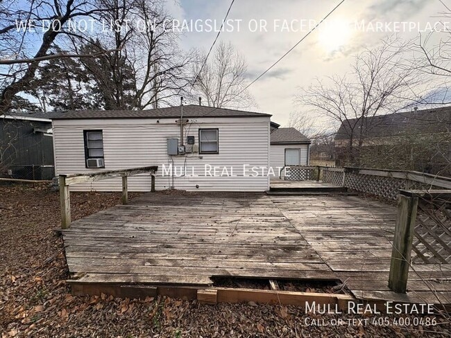 Building Photo - 1929 NW 36th St