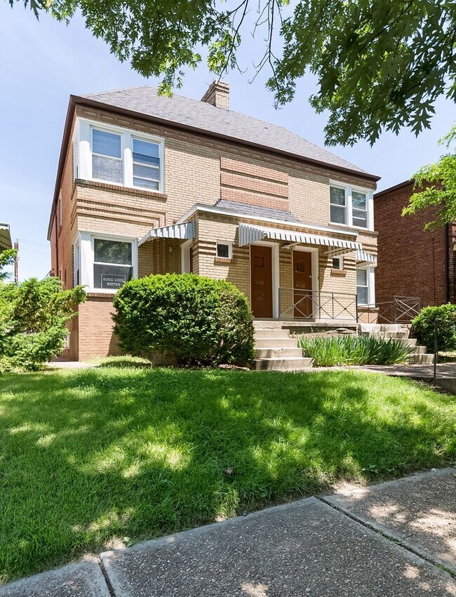 Building Photo - Northampton Non-Assumer