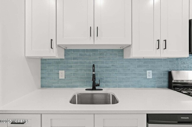 Building Photo - 1001 Norwood Ave