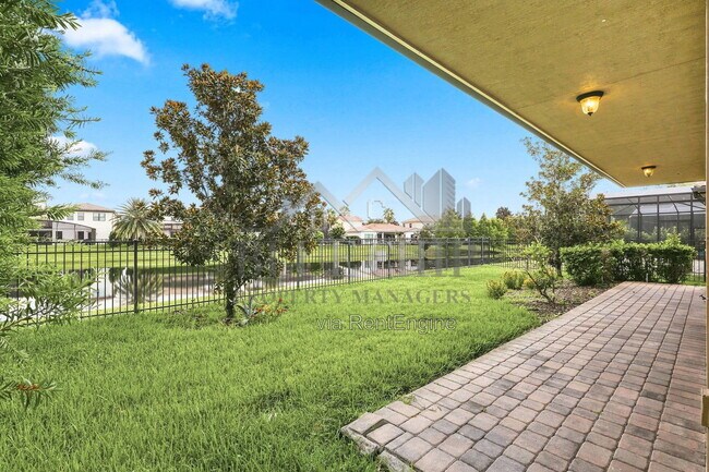 Building Photo - 10449 Henbury St
