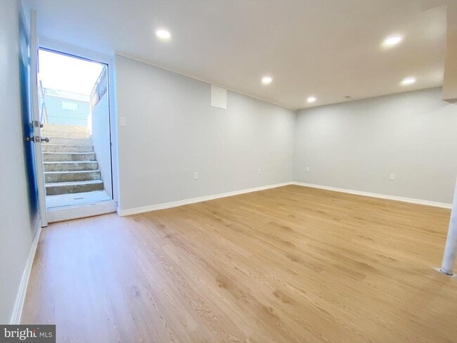 Building Photo - 12366 Bonfire Dr