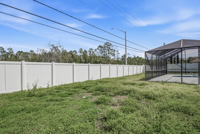 Building Photo - Amazing Pool Home!