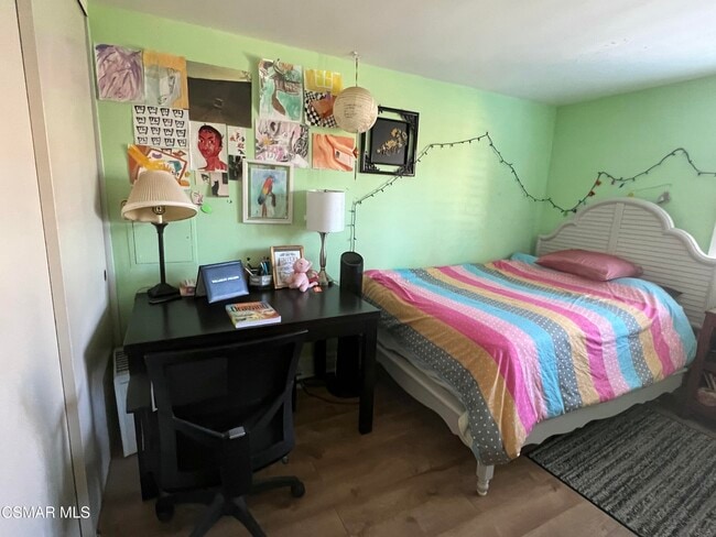 Building Photo - 729 Triunfo Canyon Rd