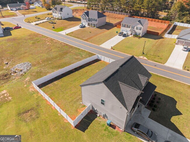 Building Photo - 321 Kirt's Ridge