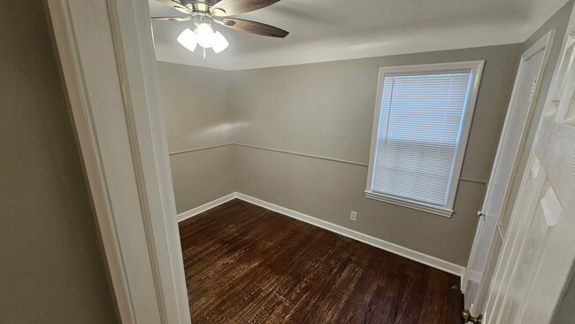 Building Photo - 3713 Gratiot Ave