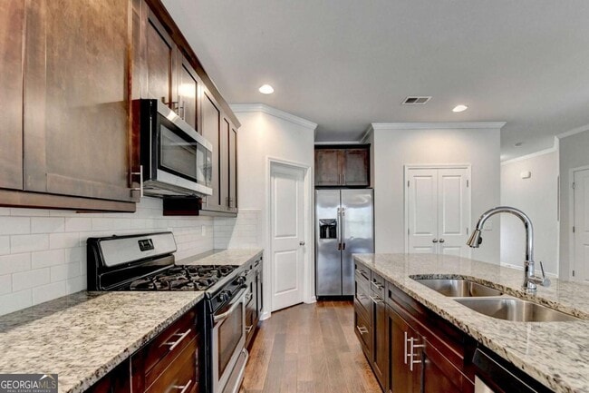 Building Photo - 5535 Lightheart Ct
