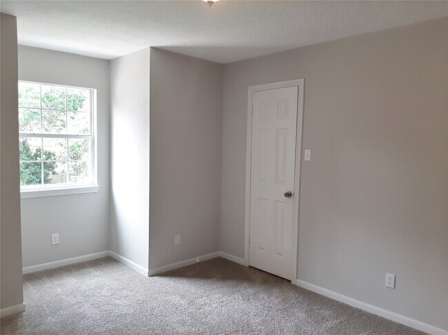 Building Photo - 1706 Calveryman Ln