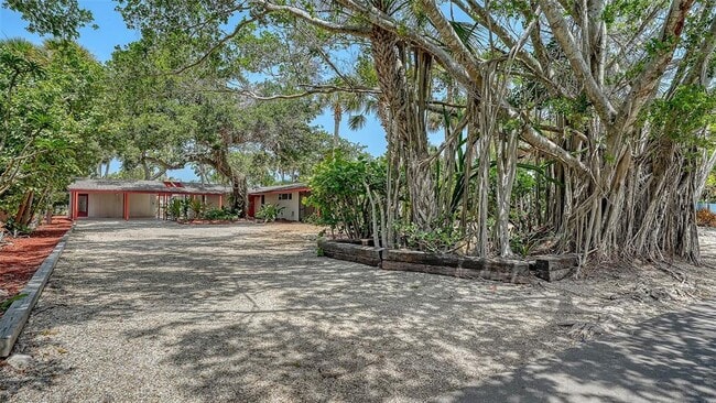 Building Photo - 4830 Higel Ave