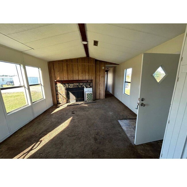 Building Photo - 315 Walker Ct