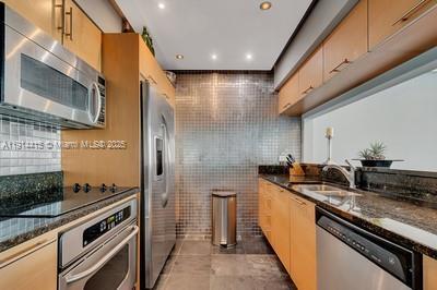 Building Photo - 31 SE 5th St