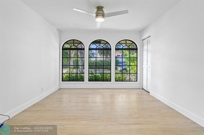 Building Photo - 2715 NW 28th St