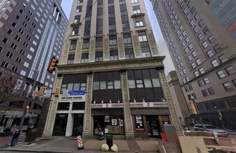 Building Photo - 643 Liberty Ave