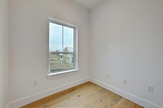 Building Photo - 3115 Chennault St