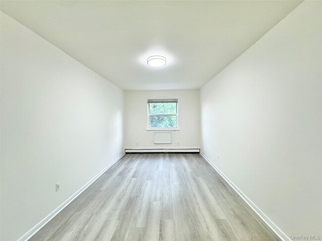 Building Photo - 88-11 53rd Ave