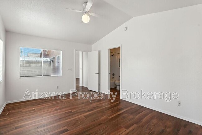 Building Photo - 11450 E Contessa St